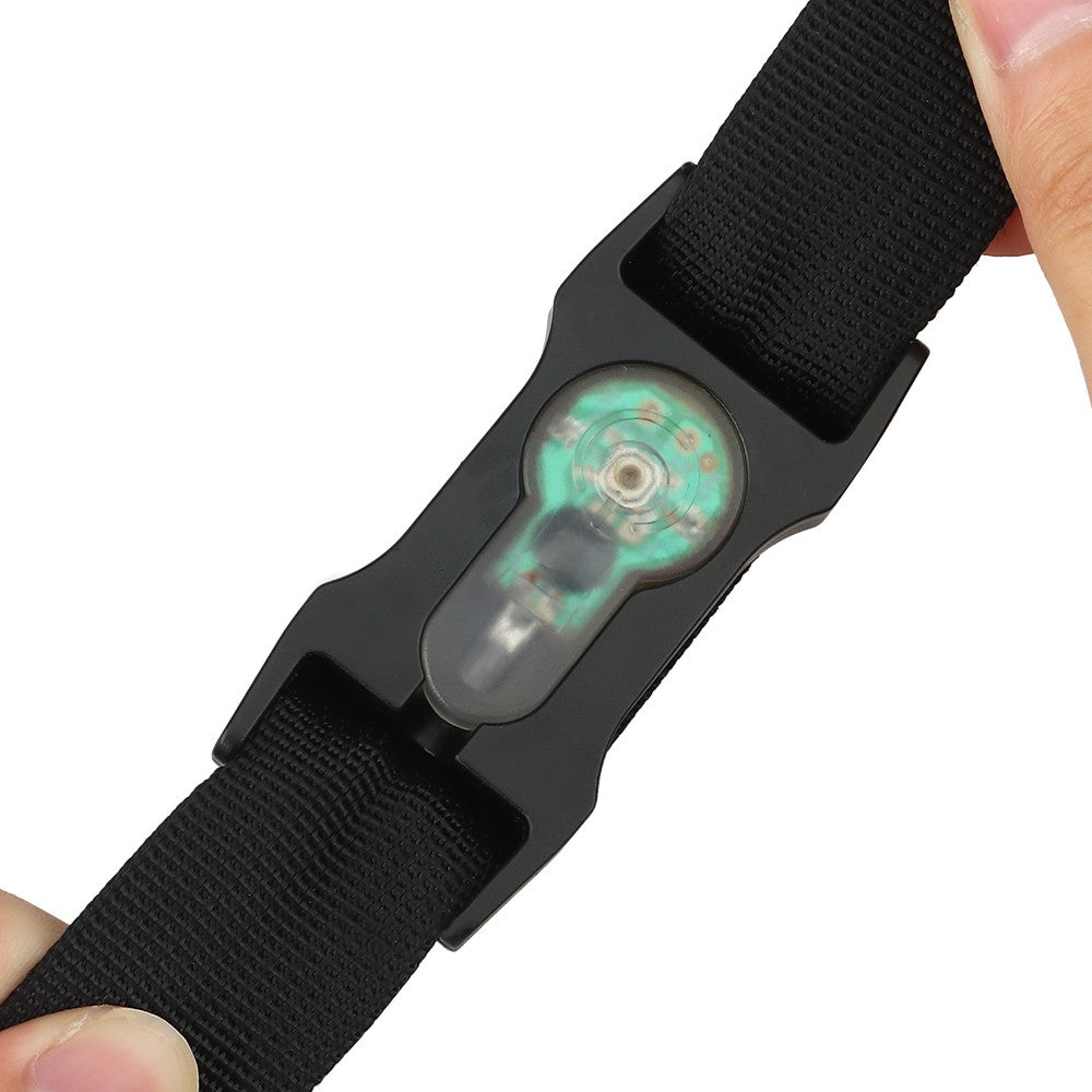 WOSPORT LUCE DI SEGNALAZIONE EMERGENZA ROSSA PER CINTURE DA 2,5cm CON SUPPORTO NERO (WO-LT07BR)